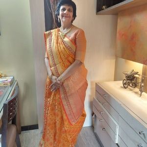 Meet your Posher, Asha